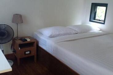 استراحتگاه The Birder S Lodge Khao Yai