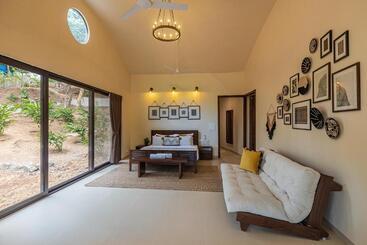 Saffronstays Yahvi Waters By Kosha Villas, Pawna   Pool Villa With Stunning Lake View