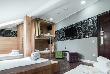Valiza Hostel
