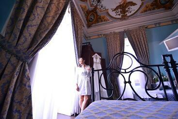 تختخواب و صبحانه Il Palazzo B E B. Lentini