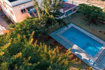 مبيت وإفطار Wonna Bay Vila Lodge Catembe