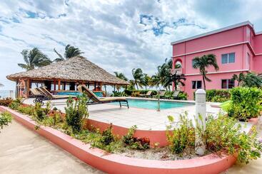 هتل Palm @ Caribe Island