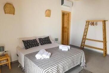 تختخواب و صبحانه Nômade   Slow Living Lodge