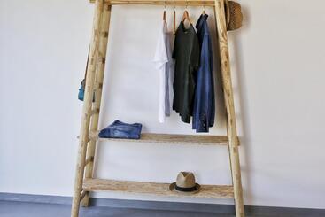 تختخواب و صبحانه Nômade Slow Living Lodge