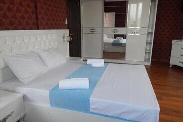 پانسیون Nani S Sweet Home