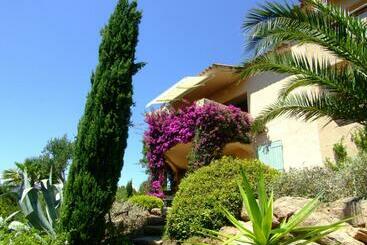 U Paradisu B&b