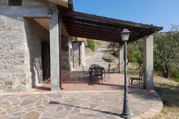 Villa Mattia