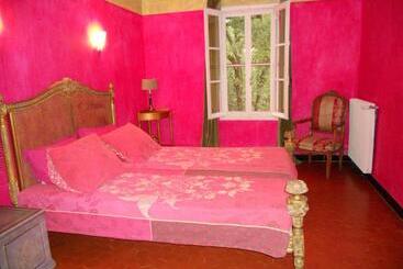تختخواب و صبحانه Bastide La Folle Du Logis