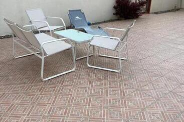 تختخواب و صبحانه Villa Dei Cedri