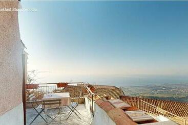Bed & Breakfast Studioarcodia