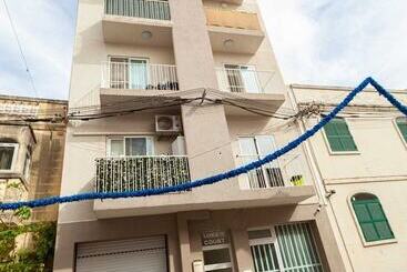 Brand New 1br In Central Malta Hosted By Sweetstay