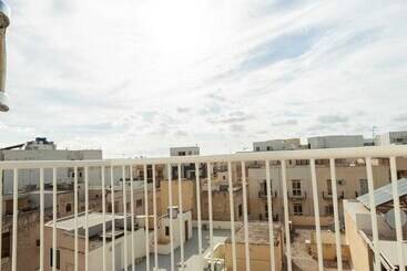 Brand New 1br In Central Malta Hosted By Sweetstay