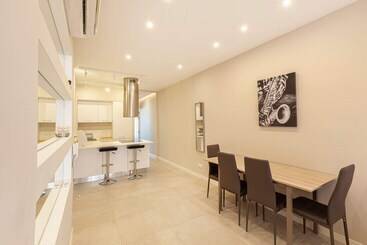 Brand New 1br In Central Malta Hosted By Sweetstay