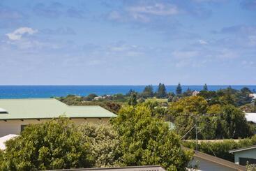 Cawood Heights