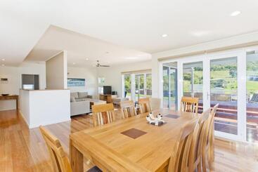 Cawood Heights