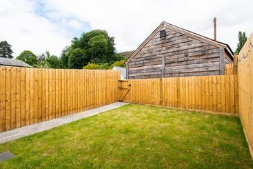 Earls Cottage
