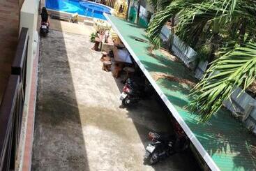 Happy Valley Pattaya
