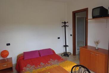 هتل Agriturismo Turlin