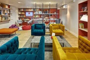 هتل Ibis Styles La Rochesuryon