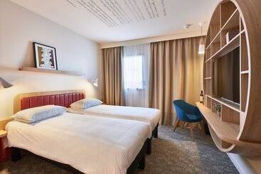 هتل Ibis Styles La Rochesuryon