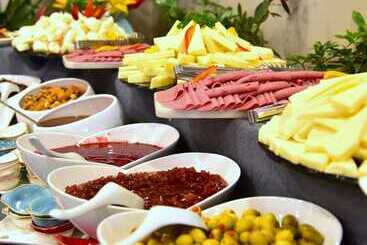 هتل Roseira Beach Resort