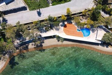 هتل Roseira Beach Resort