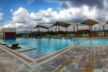 استراحتگاه Sarova Maiyan Nanyuki
