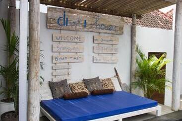 پانسیون Mahi Mahi House