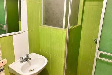 پانسیون Hostal El Rancho