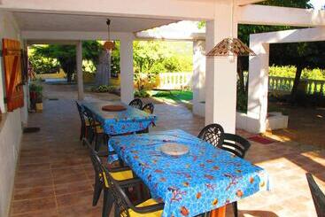 پانسیون Villa Calme
