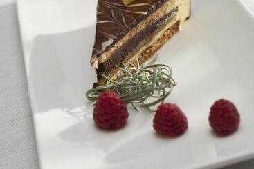 هتل Albergo Ristorante Belvedere