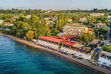 هتل Castella Beach