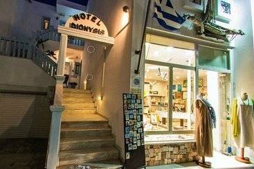 هتل Dionysis Studios