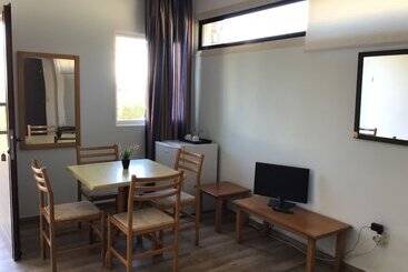 Florea Hotel Apartments