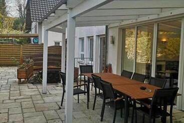 هتل Haus Hillebrand