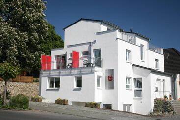 هتل Haus Hillebrand