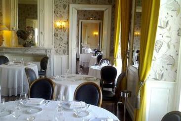 هتل Hôtel De Bastard