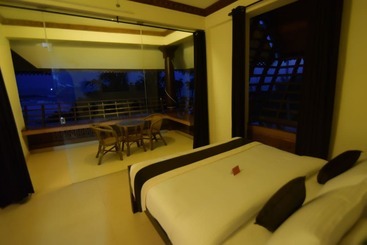 هتل Kovalam Beach