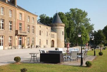 هتل Le Domaine Chateau Du Faucon