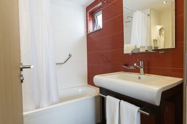 هتل Regency Way Montevideo