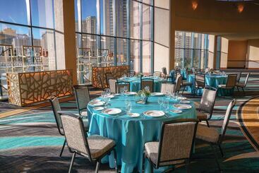 هتل The Skylofts At Mgm Grand