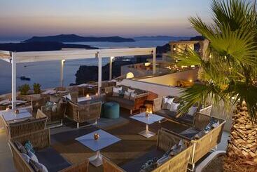 هتل Volcano View By Caldera Collection