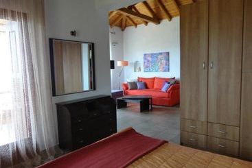 Skiathos Garden Cottages