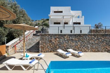 Villa Alya