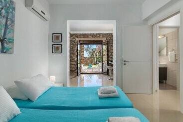 Villa Alya