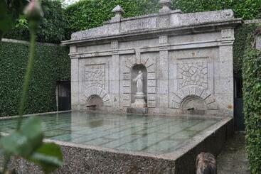 تختخواب و صبحانه Casa Da Espinhosa