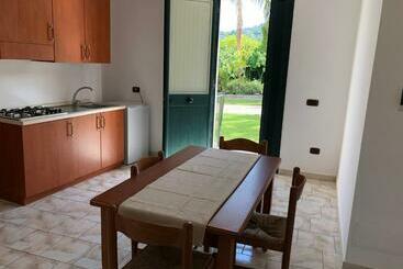 تختخواب و صبحانه Casa Vacanze Alcantara