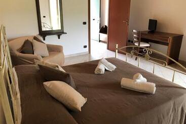 تختخواب و صبحانه Casa Vacanze Alcantara