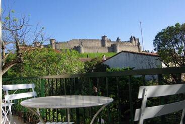 تختخواب و صبحانه La Villa Carcassonne, Cité 8 Min à Pieds, Clim, Piscine, Full Wifi, Borne 7,5kw, Vélo élect, Parking