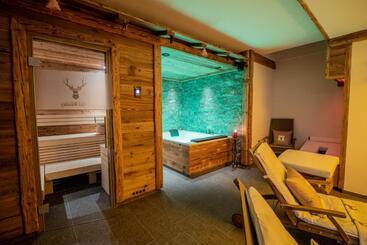 Engadin Chalet Private Spa Retreat & Appart St Moritz Val Bever